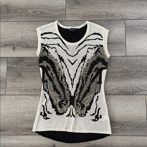 Vex and co Y2K vibes butterfly stud top small